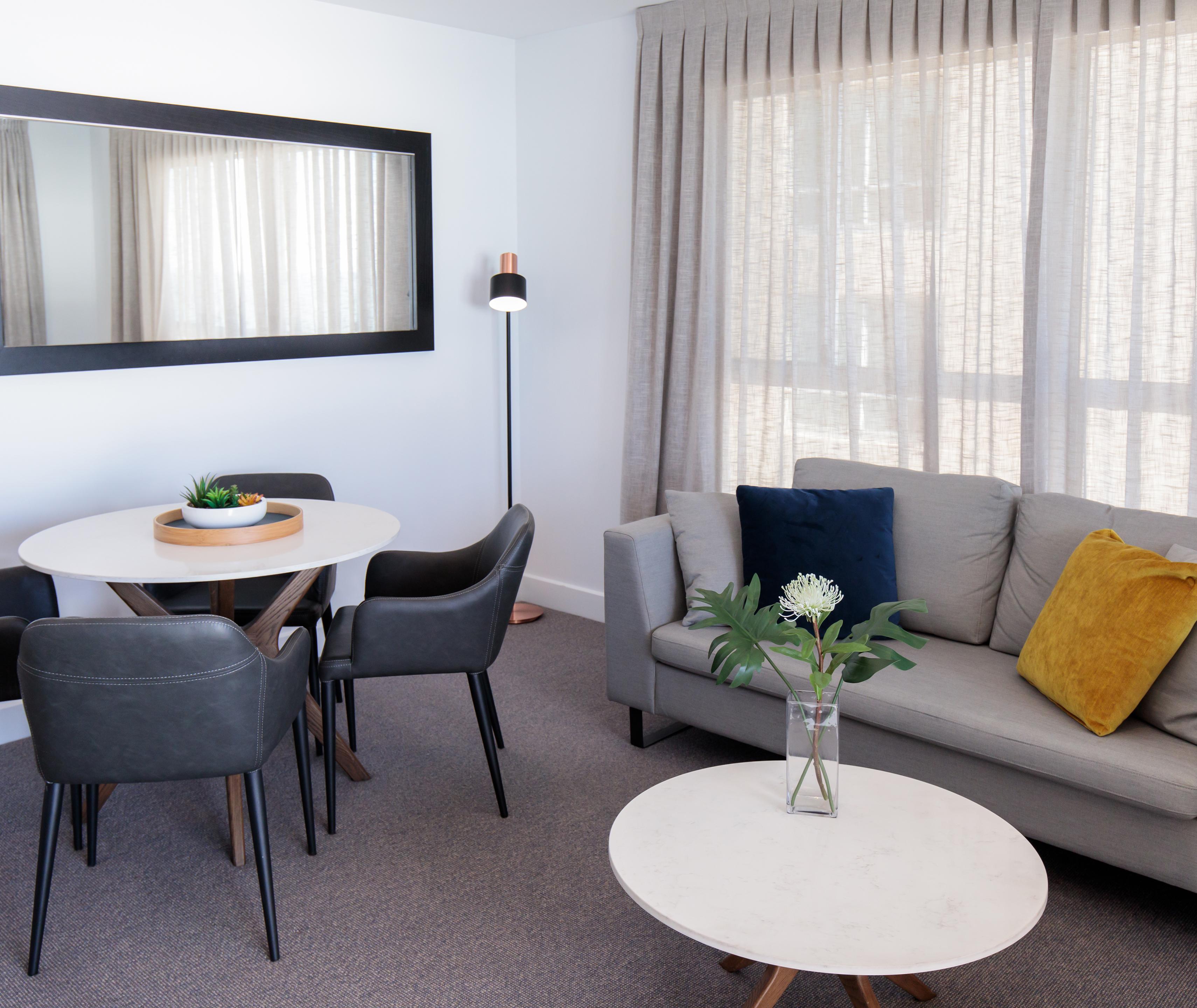 Oaks Glenelg Plaza Pier Suites 애들레이드 외부 사진