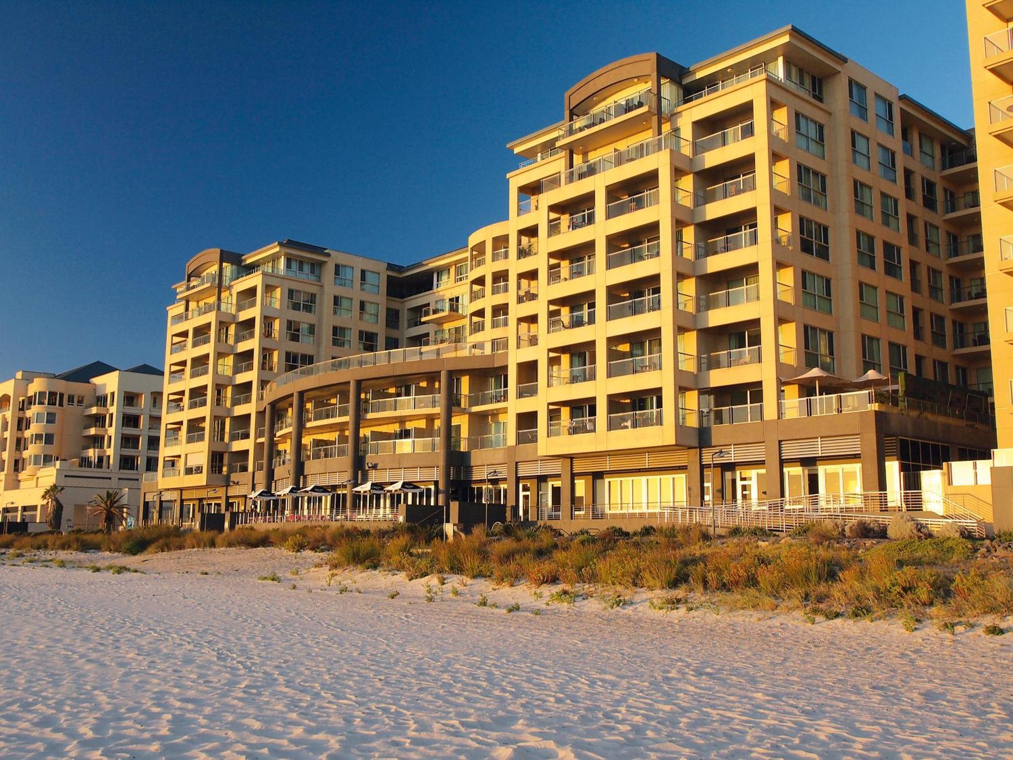 Oaks Glenelg Plaza Pier Suites 애들레이드 외부 사진